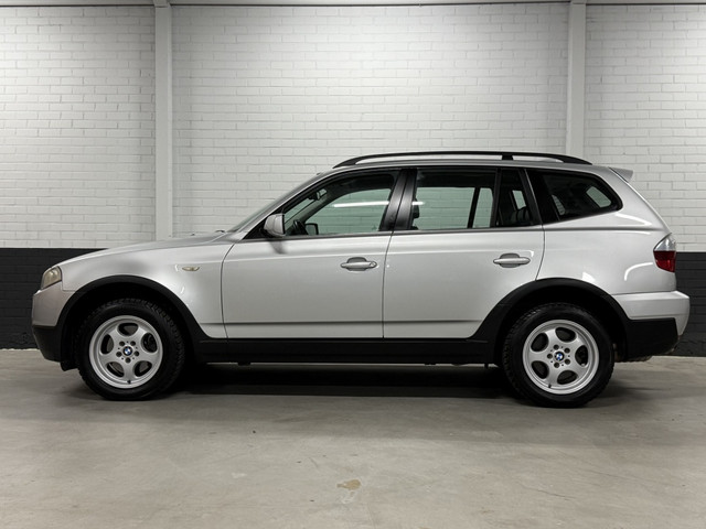 Foto 7 van BMW X3 2.5si Executive Youngtimer! PDC/Leer/Carplay/Alarm/Plaatje van een auto!