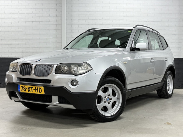 Foto 8 van BMW X3 2.5si Executive Youngtimer! PDC/Leer/Carplay/Alarm/Plaatje van een auto!