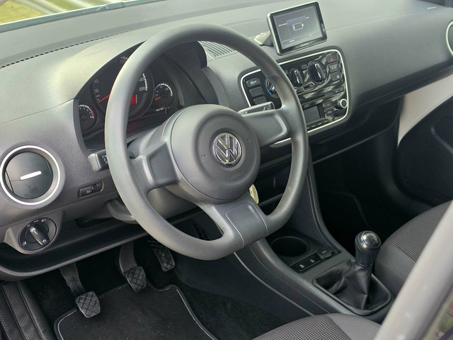 Foto 7 van Volkswagen UP! 1.0 high up! BlueMotion