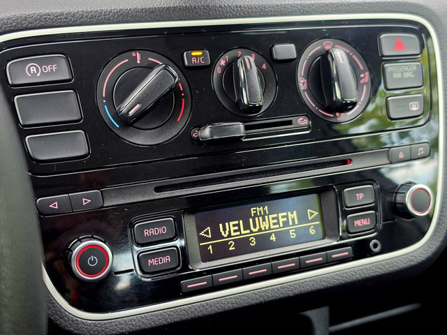 Foto 4 van Volkswagen UP! 1.0 high up! BlueMotion