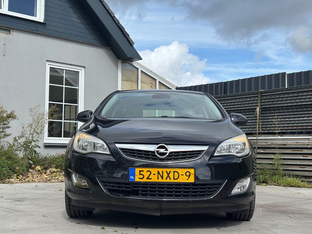 Foto 7 van Opel Astra 1.4 Turbo Edition | Airco | El. Ramen | Lees tekst | Meeneemprijs!
