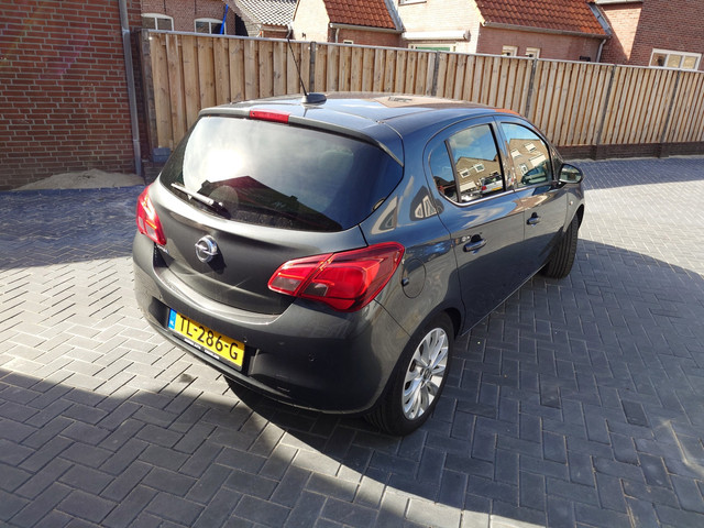 Foto 5 van Opel Corsa 1.4 Online Edition, Automaat, 1e eigenaar, Dealer onderhouden