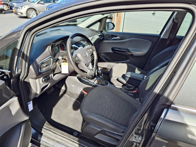 Foto 9 van Opel Corsa 1.4 Online Edition, Automaat, 1e eigenaar, Dealer onderhouden