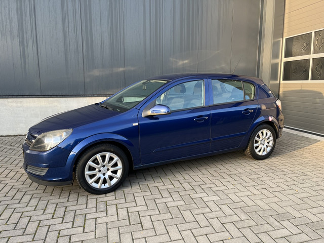 Foto 10 van Opel Astra 1.4 Enjoy | Exportprijs (bj 2005)