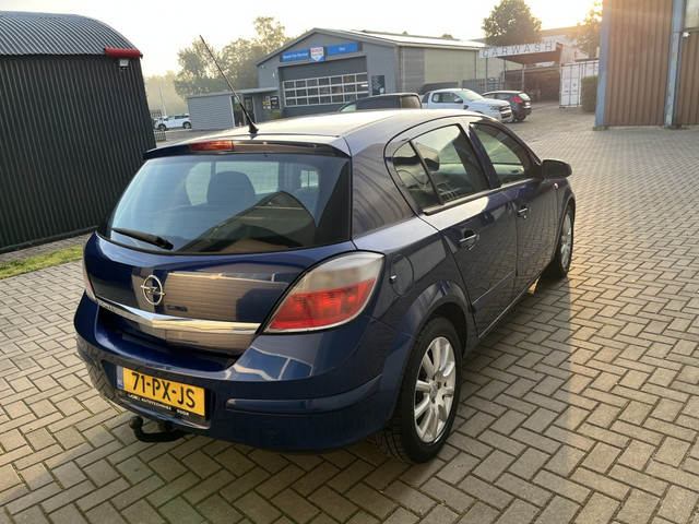 Foto 8 van Opel Astra 1.4 Enjoy | Exportprijs (bj 2005)