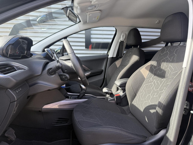Foto 3 van Peugeot 2008 1.2 PureTech Style 2e Eigenaar|Navi|D-riem vv in 2024|Airco|Cruise|PDC|N.A.P|APK tot 03