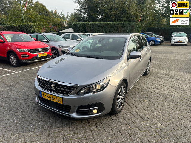 Peugeot 308 SW 1.2 PureTech Blue Lease Allure , navigatie , pdc voor en achter met camera , stoelver