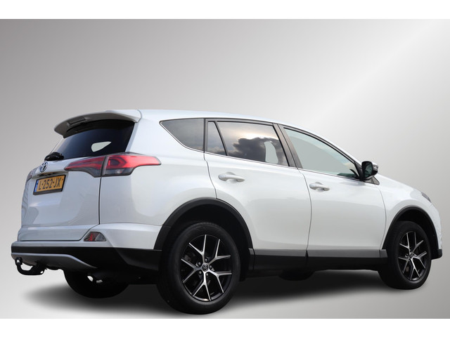 Foto 5 van Toyota RAV4 2.5 Hybrid Style, Trekhaak, Stoelverwarming, BSM, NAVI!