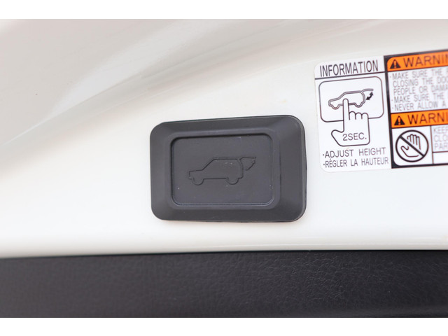 Toyota RAV4 2.5 Hybrid Style, Trekhaak, Stoelverwarming, BSM, NAVI!