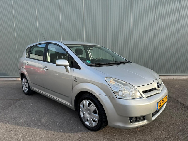 Foto 9 van Toyota Corolla Verso 1.6 VVT-i Sol AIRCO | NAP ! (bj 2004)