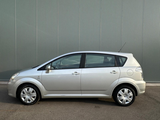 Foto 8 van Toyota Corolla Verso 1.6 VVT-i Sol AIRCO | NAP ! (bj 2004)