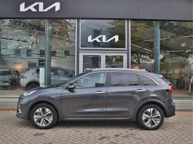 Foto 3 van Kia e-Niro DynamicPlusLine 64 kWh | Stoelverwarming | Schuifdak | Trekhaak | LED | Tot 10Jr. Kia-Gar