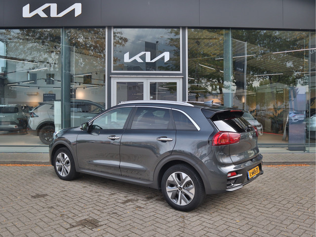 Foto 4 van Kia e-Niro DynamicPlusLine 64 kWh | Stoelverwarming | Schuifdak | Trekhaak | LED | Tot 10Jr. Kia-Gar