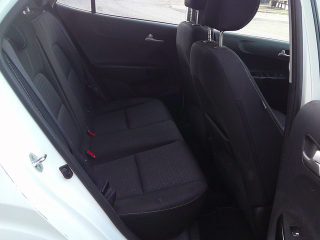 Foto 4 van Kia Picanto 1.0 MPi DynamicLine Staat in Hardenberg