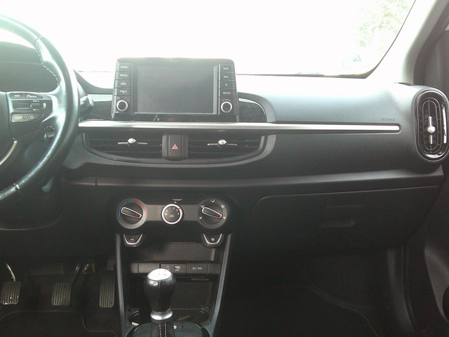 Foto 2 van Kia Picanto 1.0 MPi DynamicLine Staat in Hardenberg
