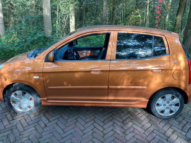 Foto 4 van Kia Picanto 1.0 EX Sport