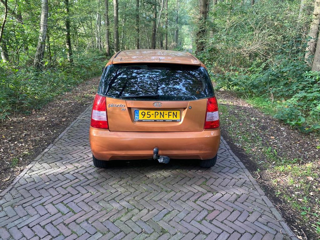 Foto 6 van Kia Picanto 1.0 EX Sport