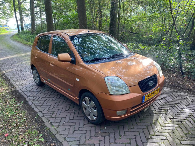 Foto 9 van Kia Picanto 1.0 EX Sport