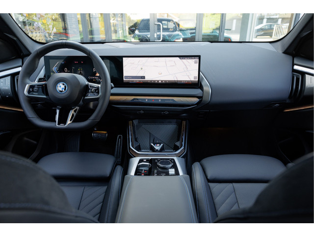 Foto 6 van BMW X3 30e xDrive M-Sport Pano -Trekhaak -  Iconic Grille