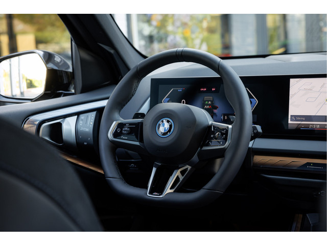 Foto 8 van BMW X3 30e xDrive M-Sport Pano -Trekhaak -  Iconic Grille