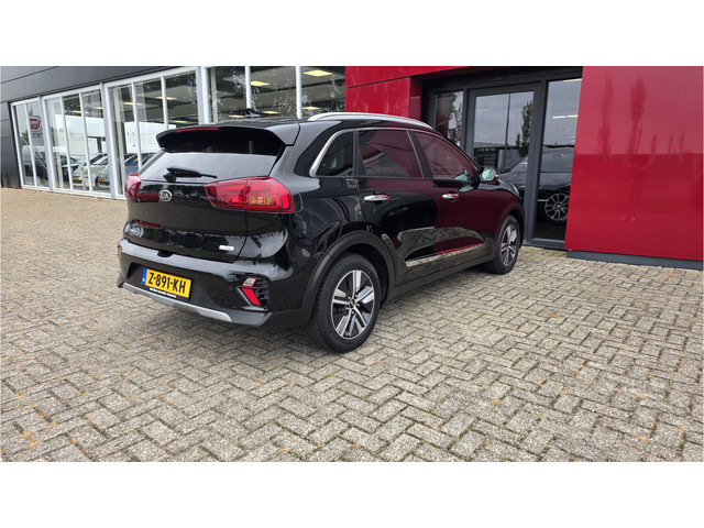Foto 10 van Kia Niro 1.6 GDi PHEV DynamicPlusLine | Trekhaak | parkeersensoren voor en achter | Stoelverwarming