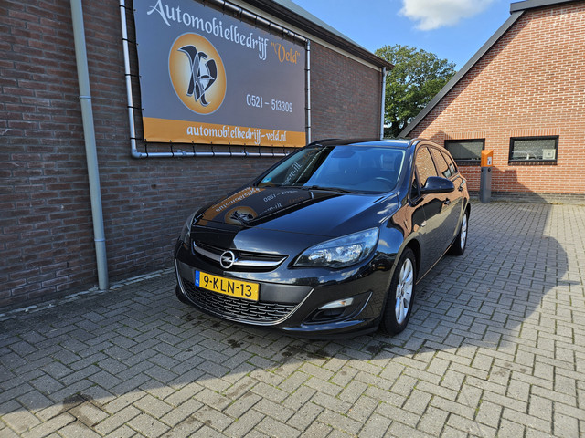 Foto 2 van Opel Astra Sports Tourer 1.7 CDTi S/S Business + (bj 2013)