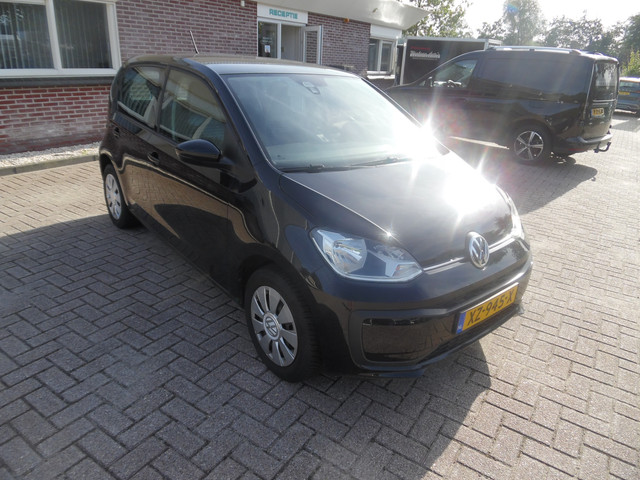Foto 9 van Volkswagen up! 1.0 BMT move up! (bj 2019)