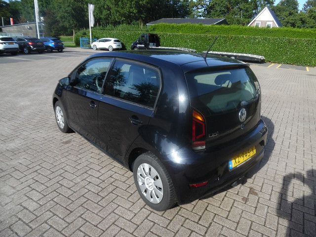 Foto 6 van Volkswagen up! 1.0 BMT move up! (bj 2019)