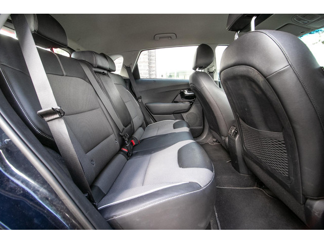 Foto 4 van Kia e-Niro DynamicLine 64 kWh | SOH 99,2% |3 Fase | all season banden