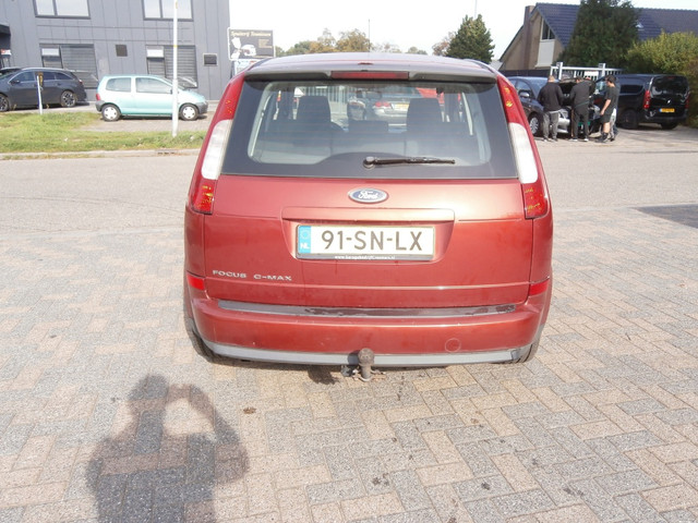 Foto 8 van Ford Focus C-MAX 1.6-16V Futura (bj 2006)