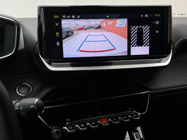 Foto 3 van Peugeot 2008 PureTech 130 GT EAT8 Automaat | Camera | Draadloze lader | Android Auto / Carplay