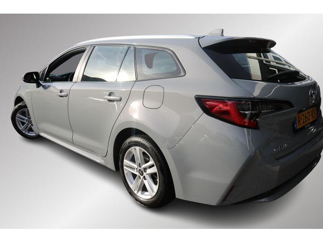 Foto 6 van Toyota Corolla Touring Sports 1.8 Hybrid Active Apple en Android auto, achteruitrijcamera, lane assi