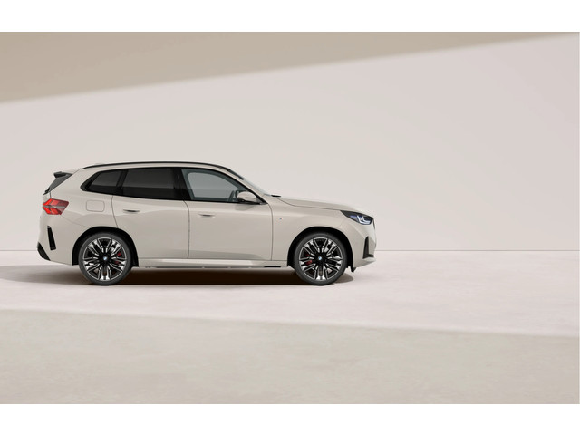 Foto 6 van BMW X3 30e xDrive - M-Sport Pro - Pano - Driving Ass Prof - 21 Inch