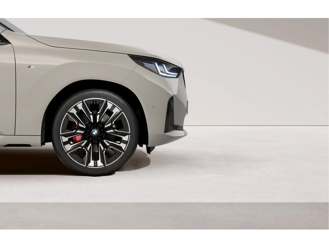 Foto 5 van BMW X3 30e xDrive - M-Sport Pro - Pano - Driving Ass Prof - 21 Inch