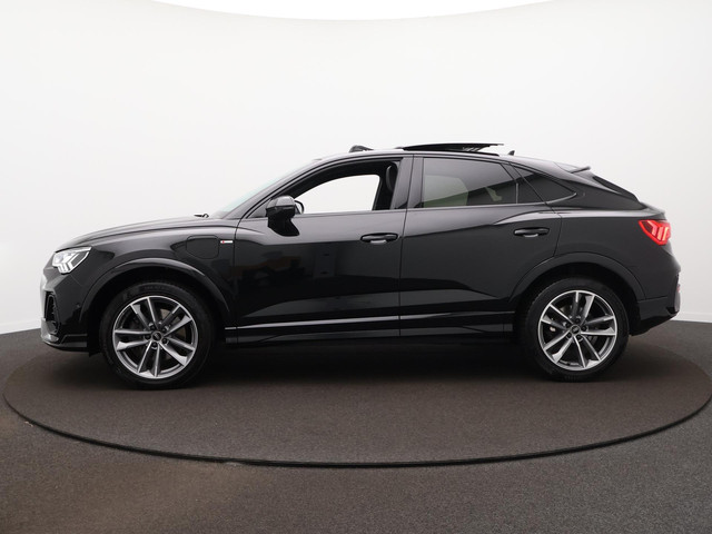 Audi Q3 Sportback 45 TFSI e S Edition | S-line | Sonos | Panoramadak | Elek. Stoelen | Camera | Carp
