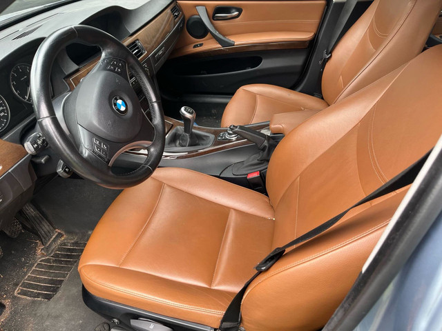 Foto 4 van BMW 3-serie Touring 320i 170pk 1e eig. Clima Cruise Leder Navi PDC Youngtimer