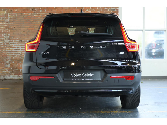 Foto 8 van Volvo XC40 Recharge Twin Ultimate 78 kWh | Panoramadak | Electrische bedienbare voorstoelen | Stoelv