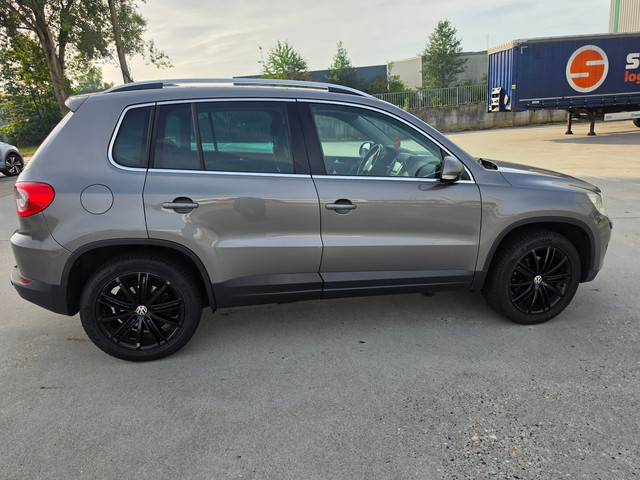 Foto 2 van Volkswagen Tiguan 2.0 TSI Track&Field 4Motion