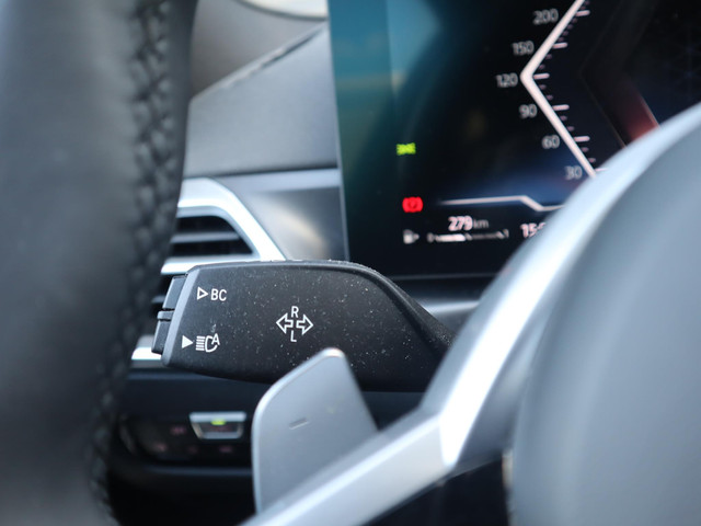 Foto 2 van BMW 3-serie Touring 330i xDrive | Pano | HUD  | 360 Camera | Trekhaak
