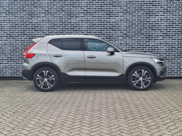 Foto 9 van Volvo XC40 1.5 T4 Recharge Inscription | Adaptieve Cruise Control | Trekhaak | Parkeercamera | Stoel