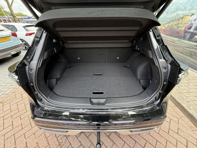Foto 10 van Nissan Qashqai 1.3 MHEV Xtronic Tekna Plus Automaat | Panoramadak | BOSE | Adaptieve Cruise Control