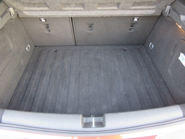 Foto 7 van Opel Astra 1.2 Edition Turbo, 1e Eig, , Navi, Camera, Airco, LM, APK 9-28