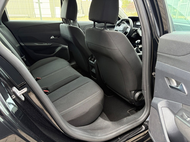 Foto 3 van Peugeot 308 SW 1.2 PureTech Active Pack Business