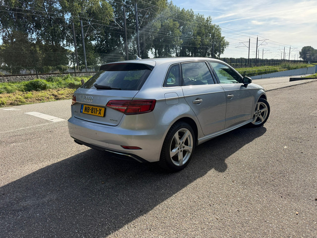 Foto 3 van Audi A3 Sportback 1.4 e-tron |Met Nw MEGATRONIC