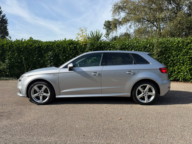 Foto 5 van Audi A3 Sportback 1.4 e-tron |Met Nw MEGATRONIC