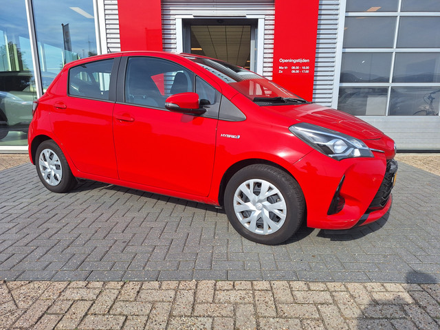 Foto 10 van Toyota Yaris 1.5 Hybrid Active (bj 2019, automaat)