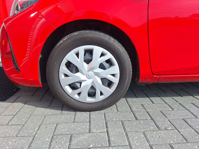 Foto 2 van Toyota Yaris 1.5 Hybrid Active (bj 2019, automaat)