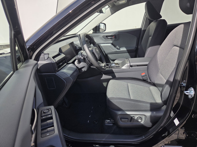 Foto 2 van Toyota RAV4 Dynamic NL auto uit voorraad leverbaar   11kw