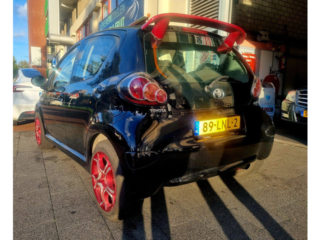 Foto 7 van Toyota Aygo 1.0-12V 5drs Airco ElecRam