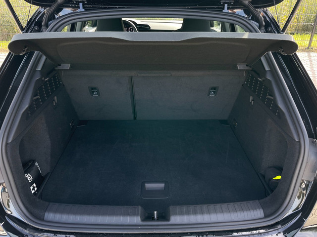 Audi A3 Sportback 30 TFSI Advanced edition | Camera | PDC | Carplay | Navi | Cruise Control |